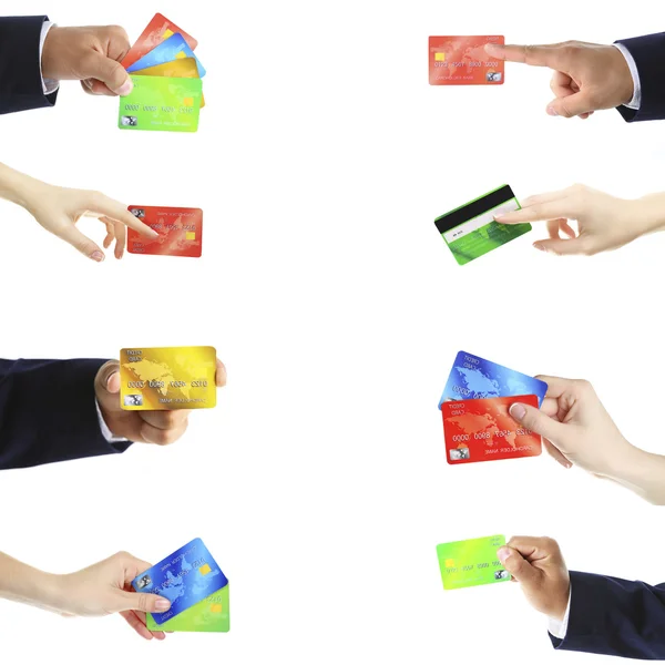 Händer som innehar kreditkort — Stockfoto