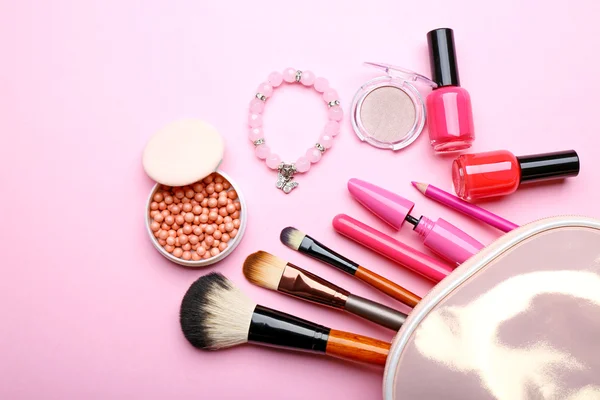 Conjunto de cosméticos decorativos —  Fotos de Stock