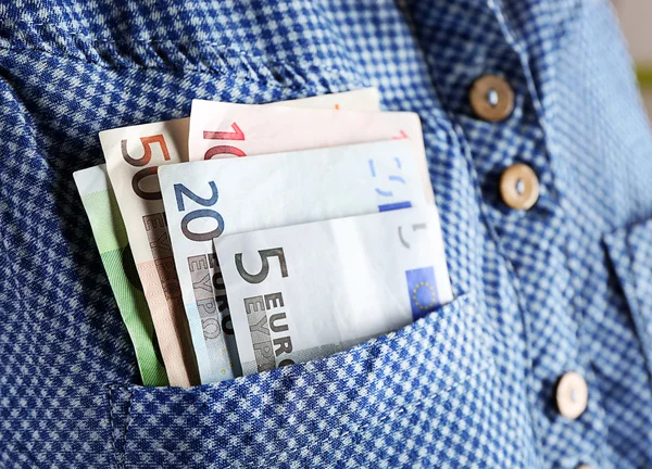 Dinero en bolsillo camisa de algodón — Foto de Stock