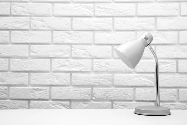 White Lamp on the desk — Stock Photo, Image