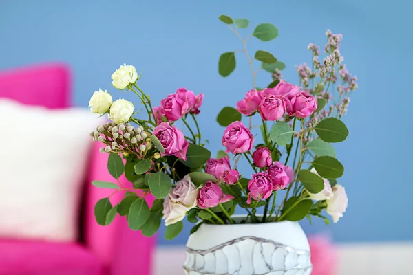 Krásné barevné kytice — Stock fotografie