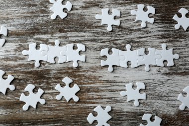 Tablo eksik bulmacalar