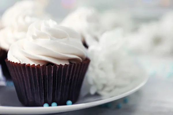 Hermosas magdalenas de chocolate — Foto de Stock