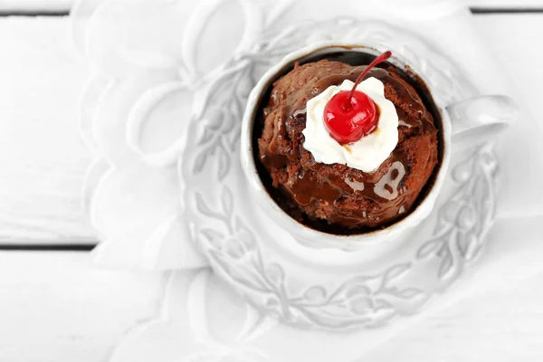 Chocolate mug cake — Stock Photo, Image