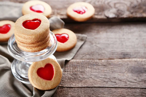 Galletas de amor con tela gris — Foto de Stock