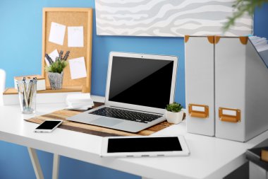 Çalışma alanı farklı cihazlar ile