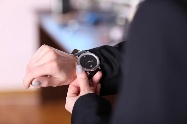 Modern Watch Businesswoman Wrist Close — Stock Photo, Image