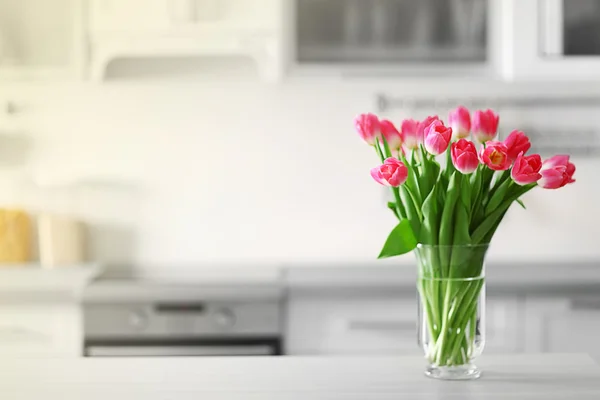 Frischer Strauß Tulpen — Stockfoto