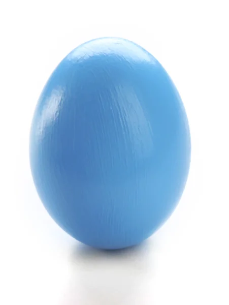 Modrý velikonoční vajíčko — Stock fotografie