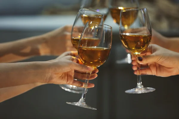 휴일에는 와인 잔 — 스톡 사진