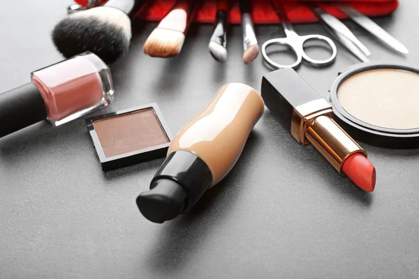 Make-up Kosmetik und Maniküre-Werkzeuge — Stockfoto