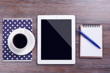 fincan kahve ve not defteri 