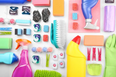 Temizlik seti araçları ve ürünleri ile