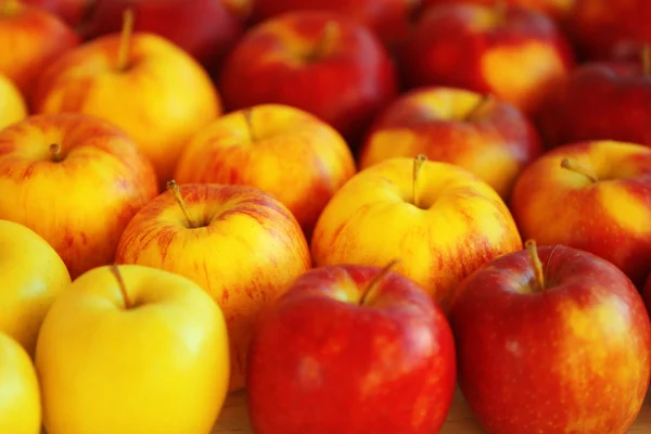 Ripe apples, closeup — Stock Photo, Image