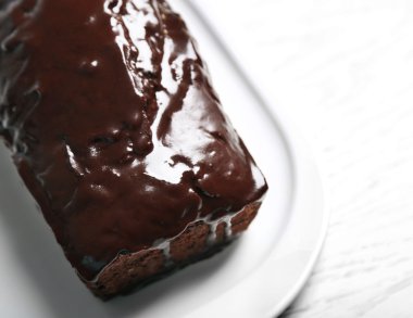 Kremalı çikolatalı pasta.  