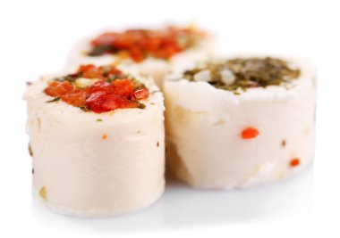 Baharatlar, üzerinde beyaz izole ile peynir