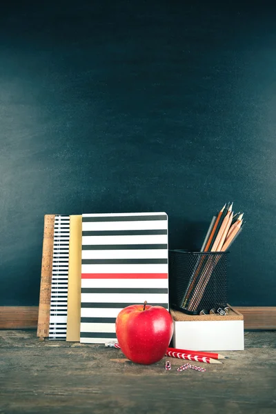 School supplies on table — Stock Photo, Image