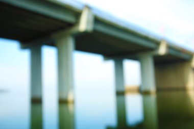 Köprünün bulanık görünüm