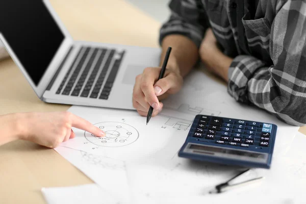 Professional engineers working — Stock Photo, Image