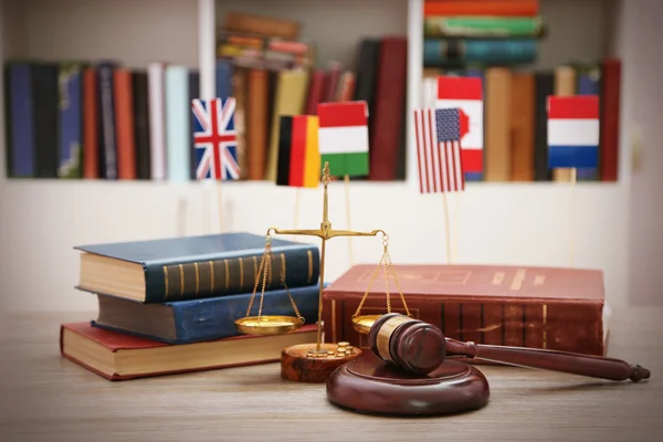 Gavel with justice scales and books — Stock Photo, Image