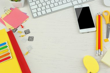 çalışma alanı ile cep telefonu