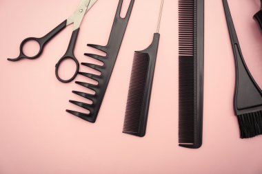 Kuaför ile çeşitli aksesuarlar ayarla