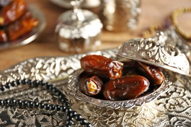 Kurutulmuş tarihleri bileşimi