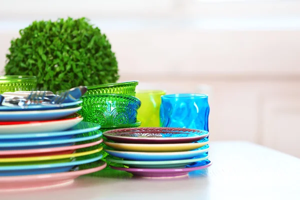 Clean plates, glasses — Stock Photo, Image