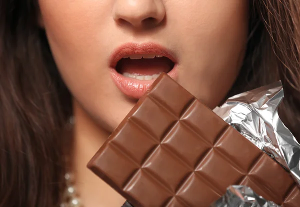 Loving chocolate woman — Stock Photo, Image