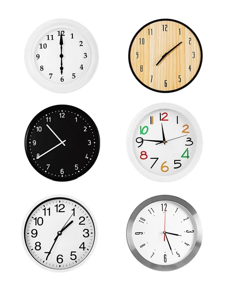 Collage di orologi da parete rotondi — Foto Stock