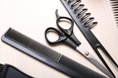 Kuaför araçları ile ayarla 