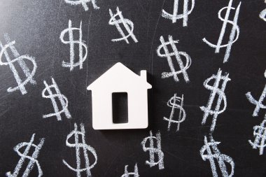 Ev şekil ve boyalı Doları sembolleri 