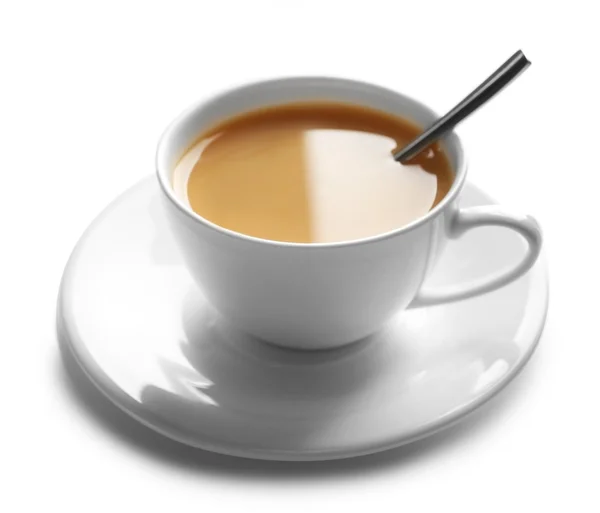 Porcelánový šálek čaje s mlékem izolované na bílém pozadí — Stock fotografie