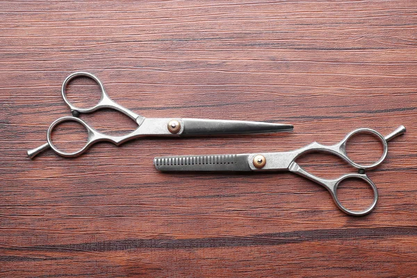 Two professional metal scissors — Stock Photo, Image