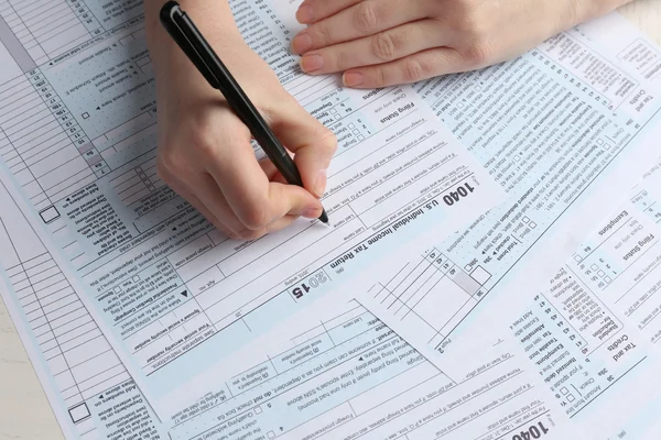 Individual income tax return — Stock Photo, Image