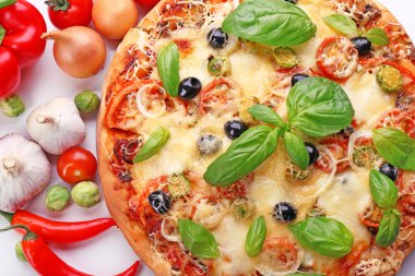 Güzel taze pizza, üstten görünüm