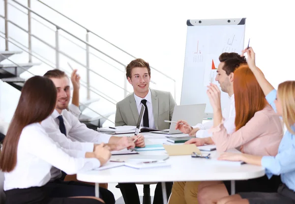 Zakelijke vergadering in functie — Stockfoto