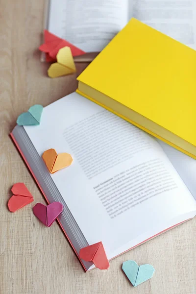 Heart shaped bookmarks — Stock Photo, Image