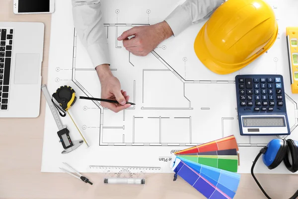 Professional Engineer Working Blueprints — Stock Photo, Image