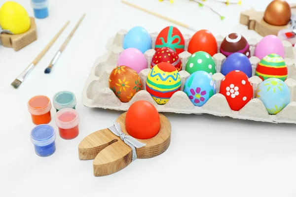 Coloridos huevos de Pascua —  Fotos de Stock