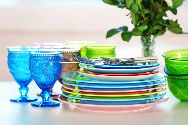 Clean plates, glasses — Stock Photo, Image