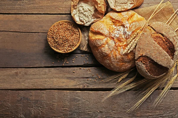 Pane fresco al forno — Foto Stock