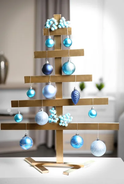 Handmade Christmas tree and baubles — Stock Photo, Image