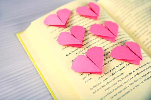 Heart bookmark for book — Stock Photo, Image