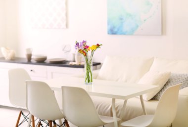 Güzel konforlu modern iç