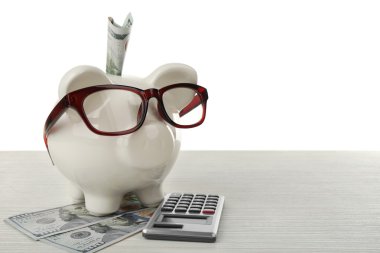 Eklenen Doları banknot ile Piggy banka 