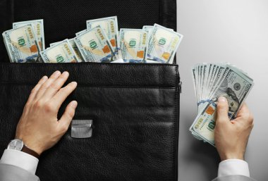 işadamı holding kısa vaka