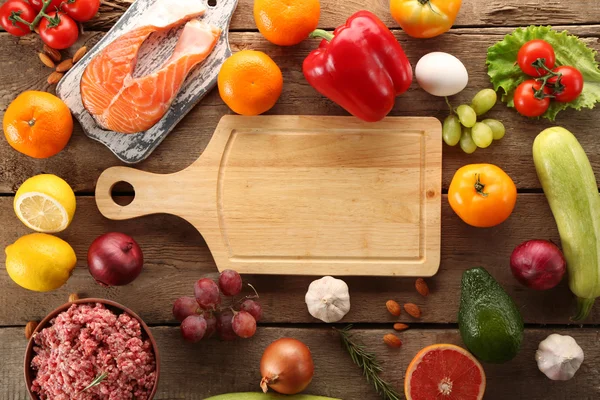 Alimento dietético sobre fondo de madera —  Fotos de Stock