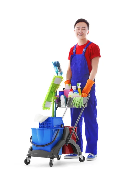 Jonge Glimlachende Man Cleaner Wit Wordt Geïsoleerd — Stockfoto