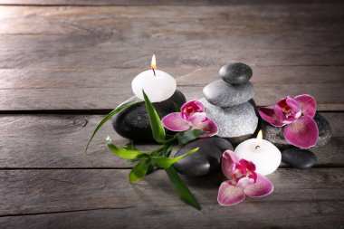 Spa güzel çiçekli natürmort 